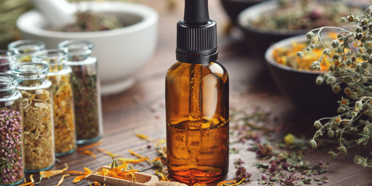 Aceites esenciales de hierbas y plantas
