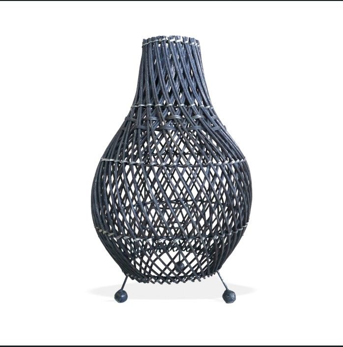 Lámpara de Mesa de Ratán negro – Trenzada | namariKS